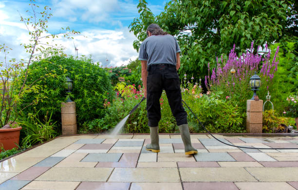 Best Pool Deck Cleaning  in Lincoln Village, CA